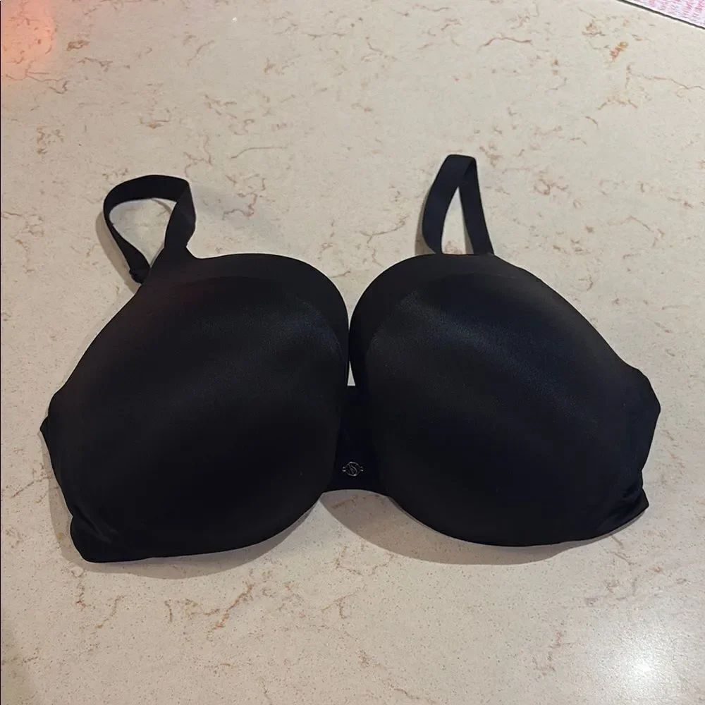 Victoria’s Secret push-up Black Women's Bra SZ 36DD